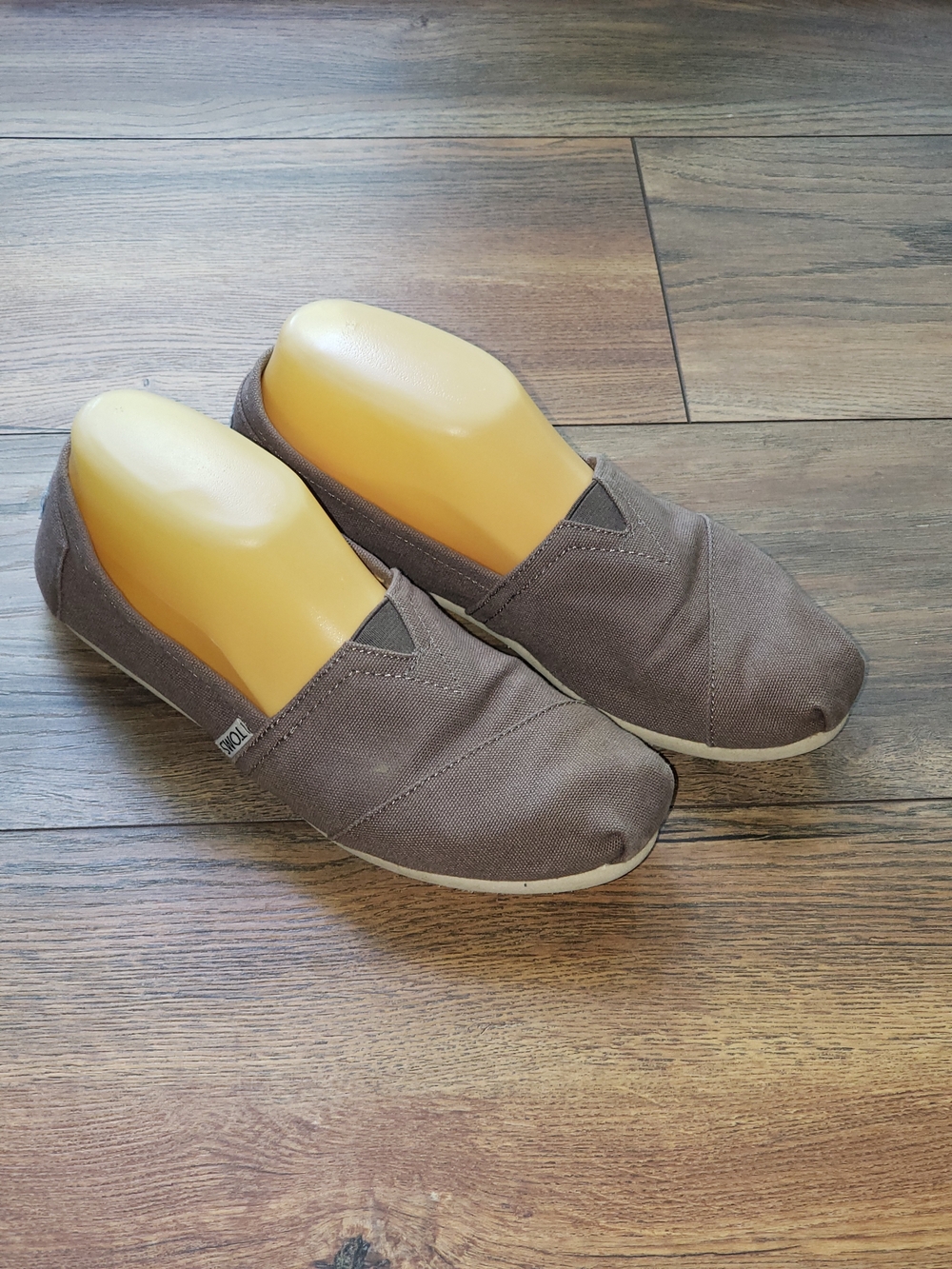 TOM'S Womens Slip-On Canvas Shoes in Dk Taupe